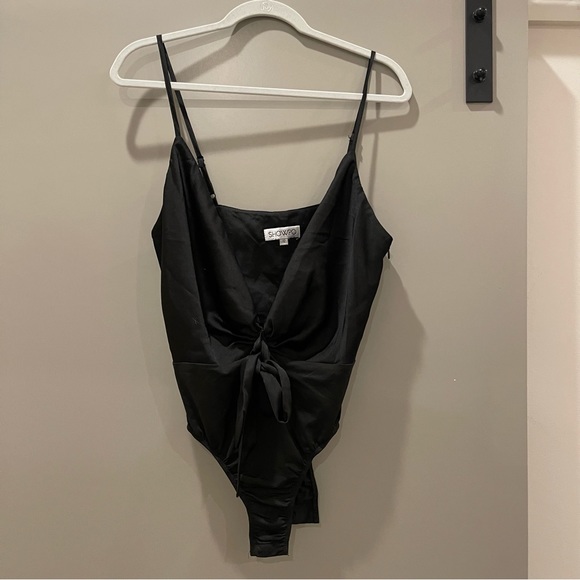 SOLD Showpo Bodysuit With Bow - Picture 2 of 4
